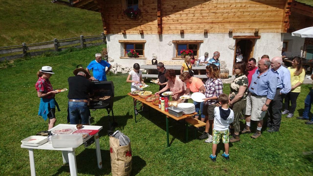 Hotel Garni Vanadis Ortisei Ngoại thất bức ảnh