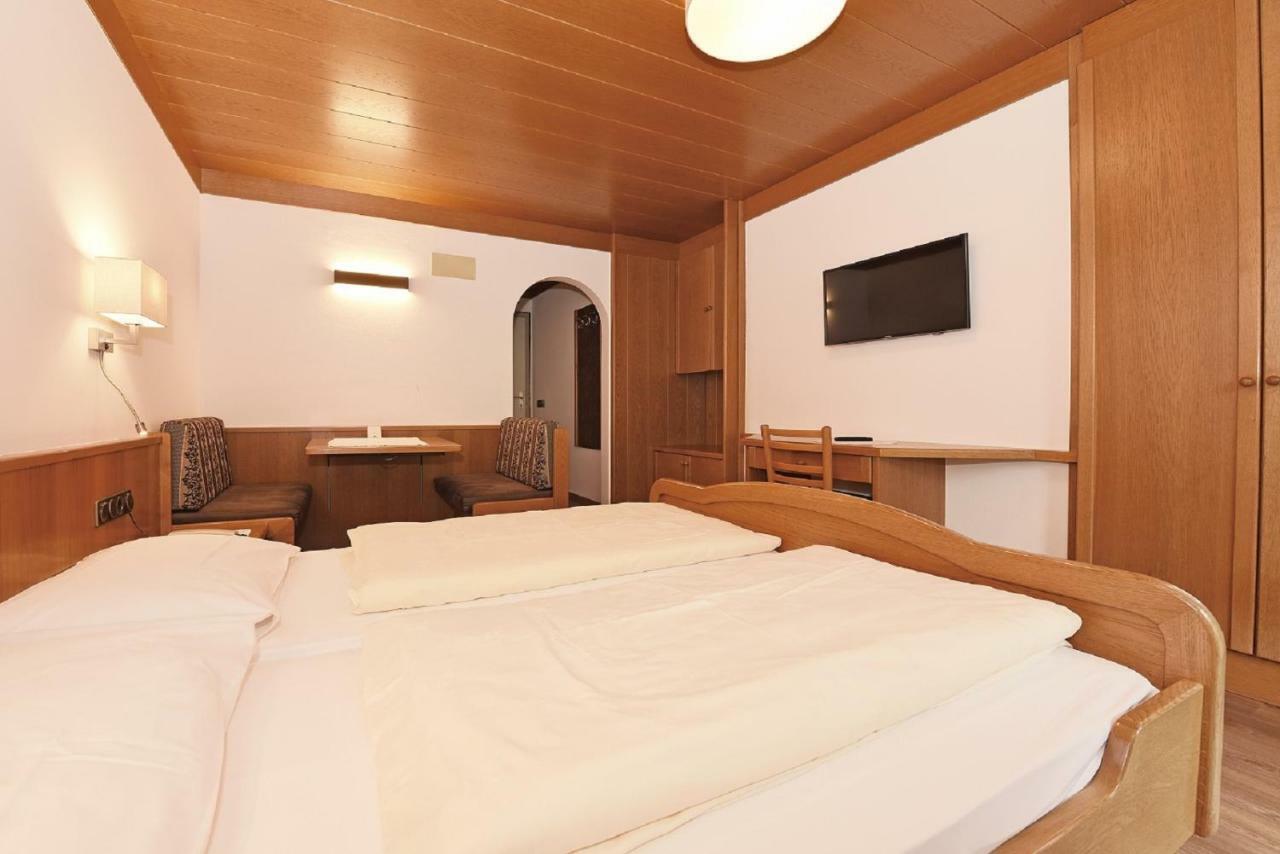 Hotel Garni Vanadis Ortisei Ngoại thất bức ảnh